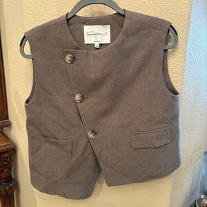 SELFWHO Women Taupe Asymmetrical Button Minimalist Vest Size Large